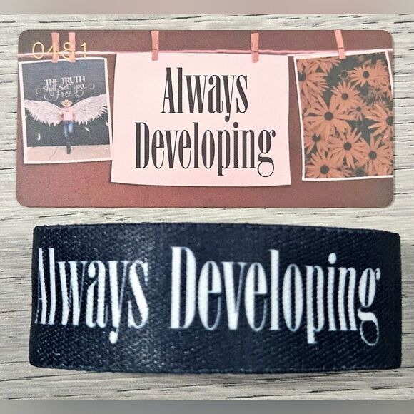 ZOX "ALWAYS DEVELOPING" #481 Turtle Eagle Cat NEW Sold Out Collectible Wristband - Picture 2 of 14
